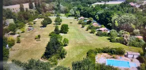 Chalet on a 14-hectare estate - Image 5