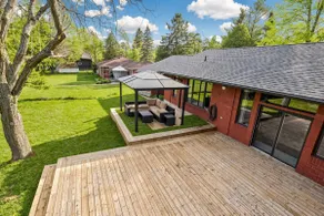 Private Lakefront Cottage | Gazebo, Dock & Firepit - Image 3
