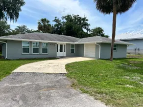 Manatee Canal Hideaway -3/2 Deep Water Canal front - Image 5