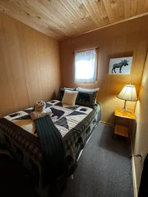 Rustic Red Retreat - Image 3