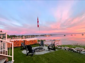 Welcome to Paradise Point ~ Pet Friendly Luxury - Image 3