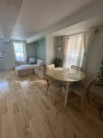 Entire house • Private courtyard • Falls - Image 2