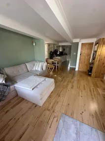 Entire house • Private courtyard • Falls - Image 5