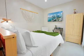 Boho Haven | 3 PPL |Workspace|Kitchenette |Pets OK - Image 5