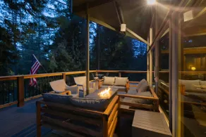 Sleeps 14! Family Friendly 5 Min to the Lake! - Image 2