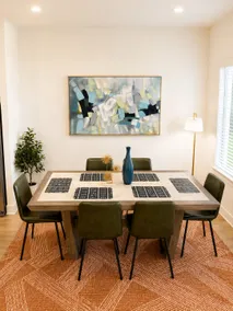 New Designer 4BR • Sleeps 8 • Near UofA & Trails - Image 2