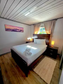 Barefoot Beach Cottage - Image 4