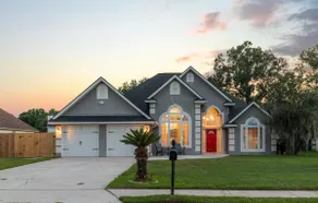 Savannah Family Hub: Game RM, Screened Porch & WFH - Image 3