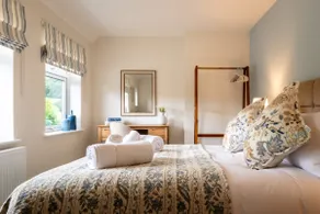 Stunning 3 Bedroom Cotswold Retreat - Image 3