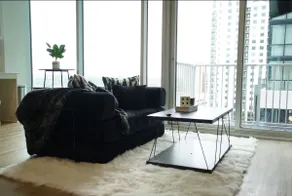 Chrome Dome Highrise with Rooftop Pool - Image 5