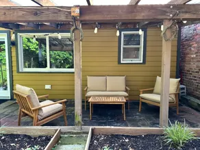 Main Street Retreat - Image 4