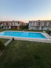 New 2026, spotlessly clean, with a POOL and air conditioning - Image 2