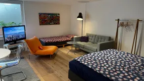 Quiet 40 m² loft near the trade fair grounds & downtown | Green - Image 5