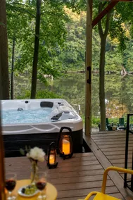Waterfront Escape | Hot Tub, Canoe & SUP - Image 3
