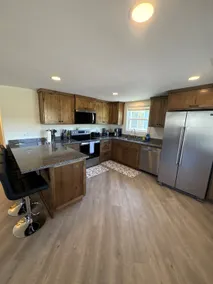 Coastal Retreat w/ Hot Tub Near Beach - Image 5