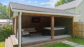 The Luxe/Hot Tub/Firepit/King Beds/Fenced Yard/ - Image 3