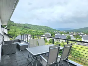 Luxury penthouse with a view & balcony - Image 3