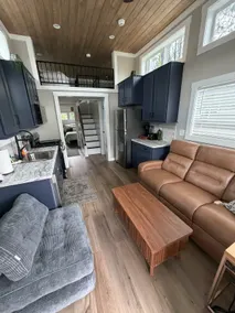 Chumuckla Springs Tiny Home Cabin #23 with bunks - Image 2