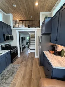 Chumuckla Springs Tiny Home Cabin #23 with bunks - Image 5