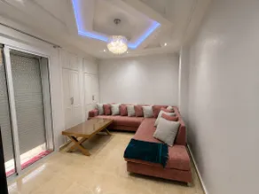 Spacious Family Apartment for 6 People Near the Airport - Image 4