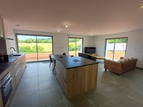 Renovated 18th-century Basque farmhouse with views of the hills - Image 5