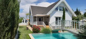 Unique private Villa with pool for holidays - Image 2