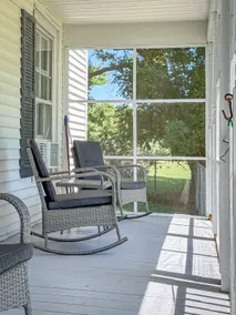 Fish & Relax~Screened Porch~Outdoor Shower~Firepit - Image 2
