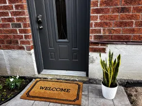 Private apartment parking, wifi, self check in. - Image 2