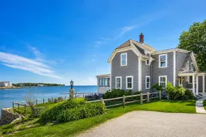 Stay at Gloucester Harbor - Image 3