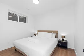 Calgary Hub | Near UofC, CTrain & Downtown - Image 4