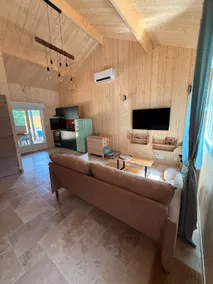 Chalet and cabin, immersion in nature - Image 5