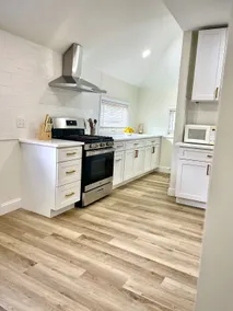 Family-Friendly 3BR Near Boston | Private Entrance - Image 5