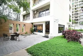 The Luxx Suites for Couples & Party lovers - Image 3