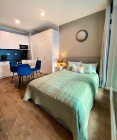 NEW APARTMENT near METRO & BIG MALL in Green Oasis - Free Public Parking - Image 2