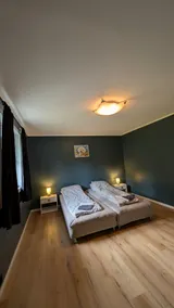 Cozy pet-friendly apartment with parking - Image 4