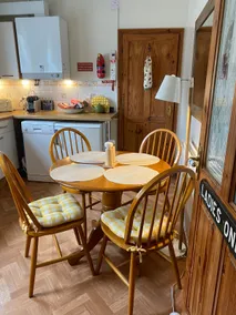 Station Cottage - Image 4