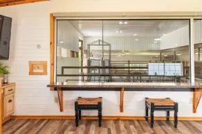 The Giraffe Suite at Barkheimer Barns - Image 5
