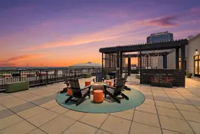 1BR Loft Retreat|Rooftop, Spa+Downtown STL - Image 2