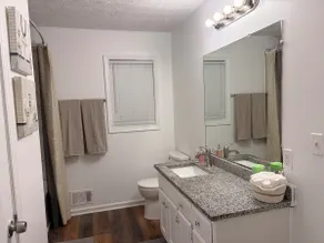 Cozy & Stylish 3BR 2Bth Home in Central Snellville - Image 5