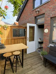 A vacation cottage in the back of our garden. - Image 2