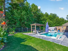 The Pineapple Oasis Pool And Spa Retreat - Image 2