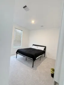 Spacious New home in Crosby. - Image 4