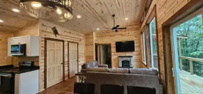 Wildwood Cabins Mo A Peaceful Wooded Getaway - Image 4
