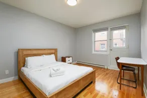 Compact & Stylish Stay - Image 4