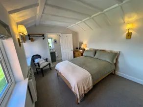 The Old Coach House - A beautifully renovated detached coach house in the centre of Astwood Bank - Image 3