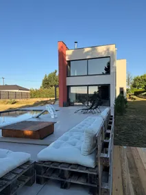 Architect-designed villa with pool and view - LH VILLA - Image 4