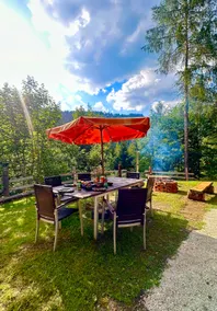Forest cabin in a secluded location | Fire pit, barbecue area - Image 2