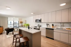 1BR Suite w/Balcony + Rooftop Pool | Luxury Hotel - Image 4