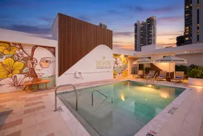 1BR Suite w/Balcony + Rooftop Pool | Luxury Hotel - Image 2