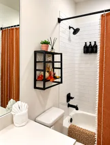 Luxury Private Suite • Free Parking • Patio - Image 3